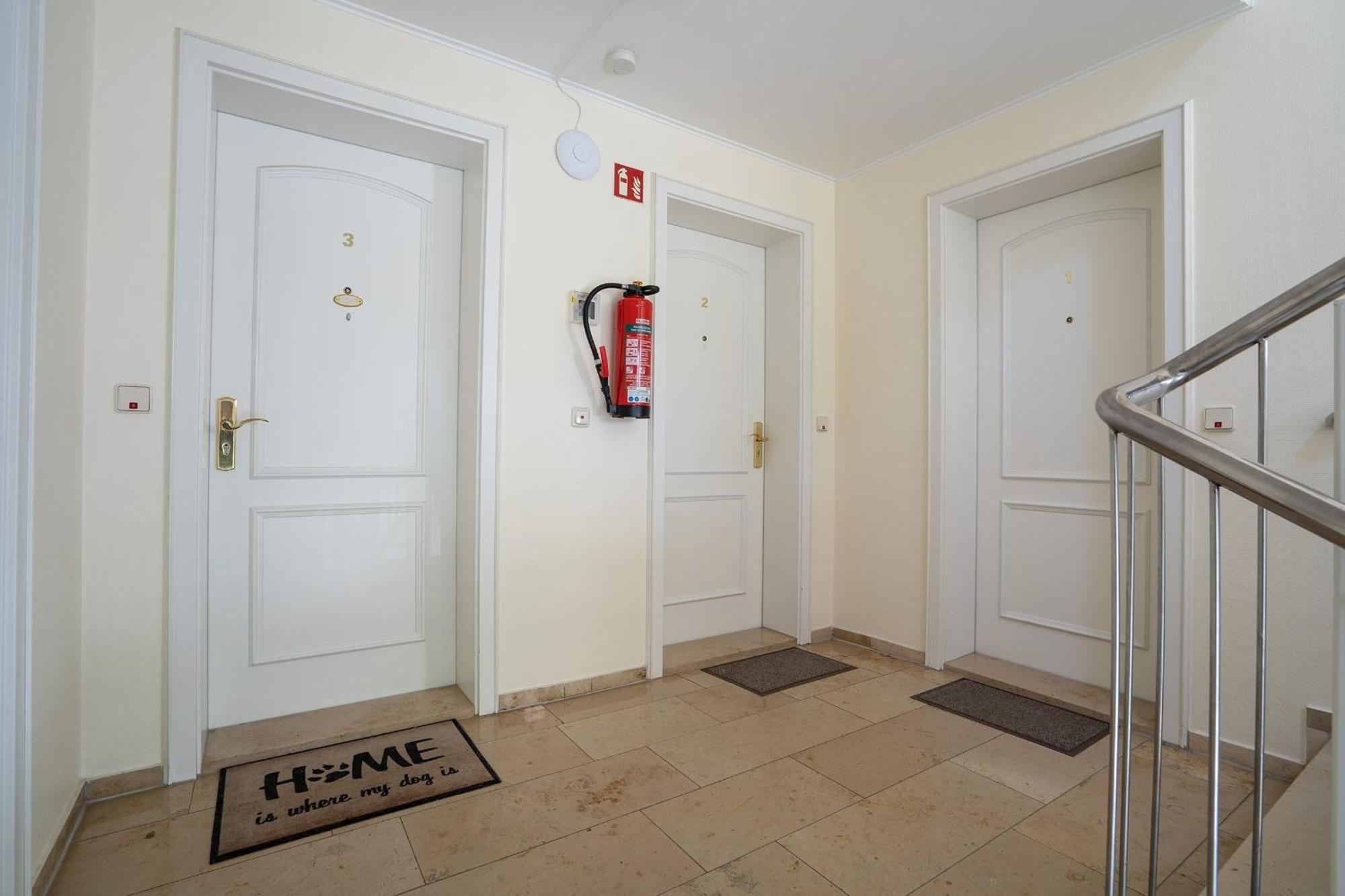 Haus Pegasus App 4 Apartment Scharbeutz Bagian luar foto
