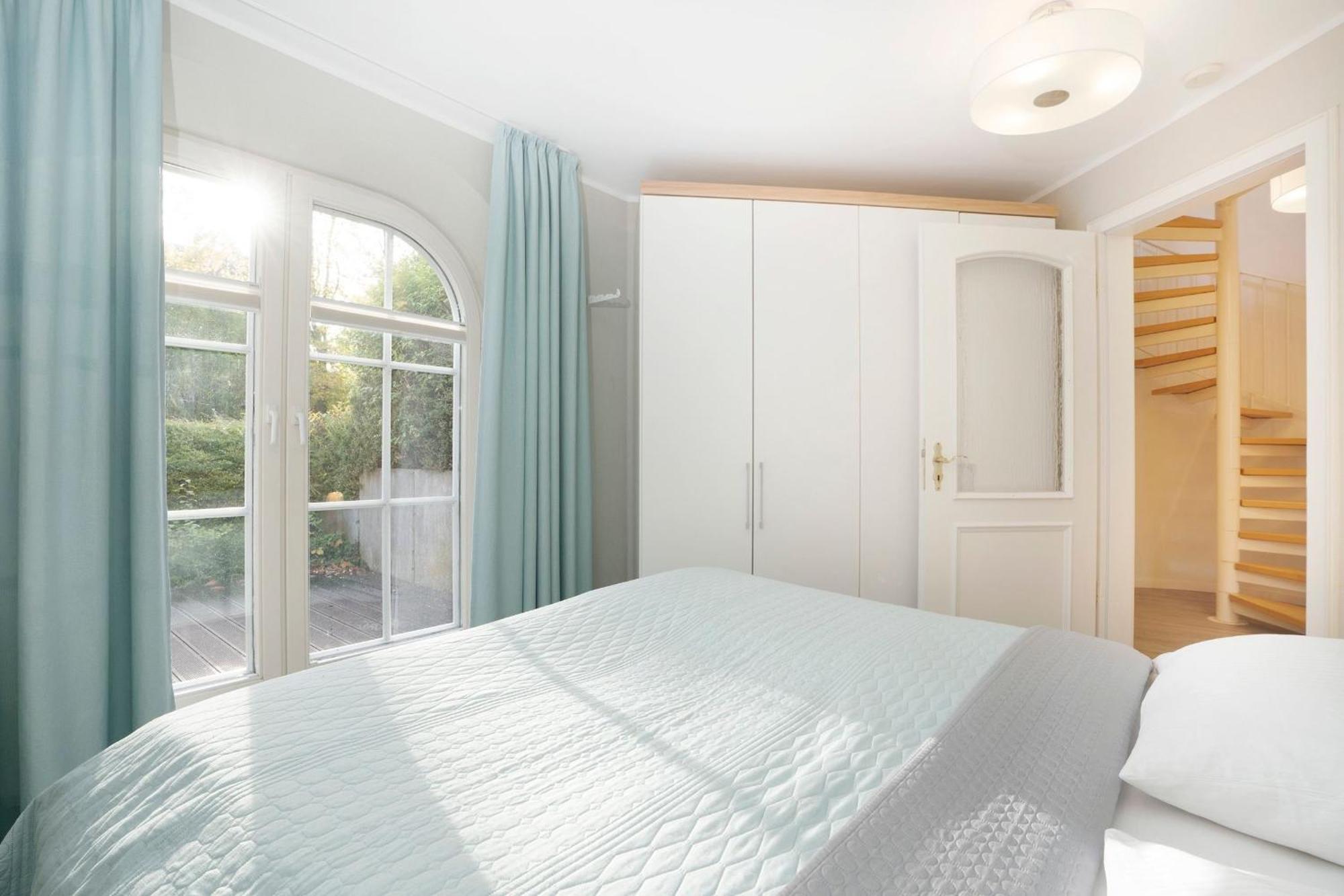 Haus Pegasus App 4 Apartment Scharbeutz Bagian luar foto