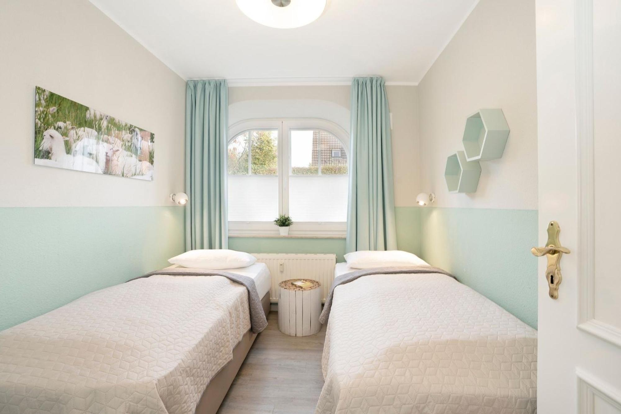 Haus Pegasus App 4 Apartment Scharbeutz Bagian luar foto